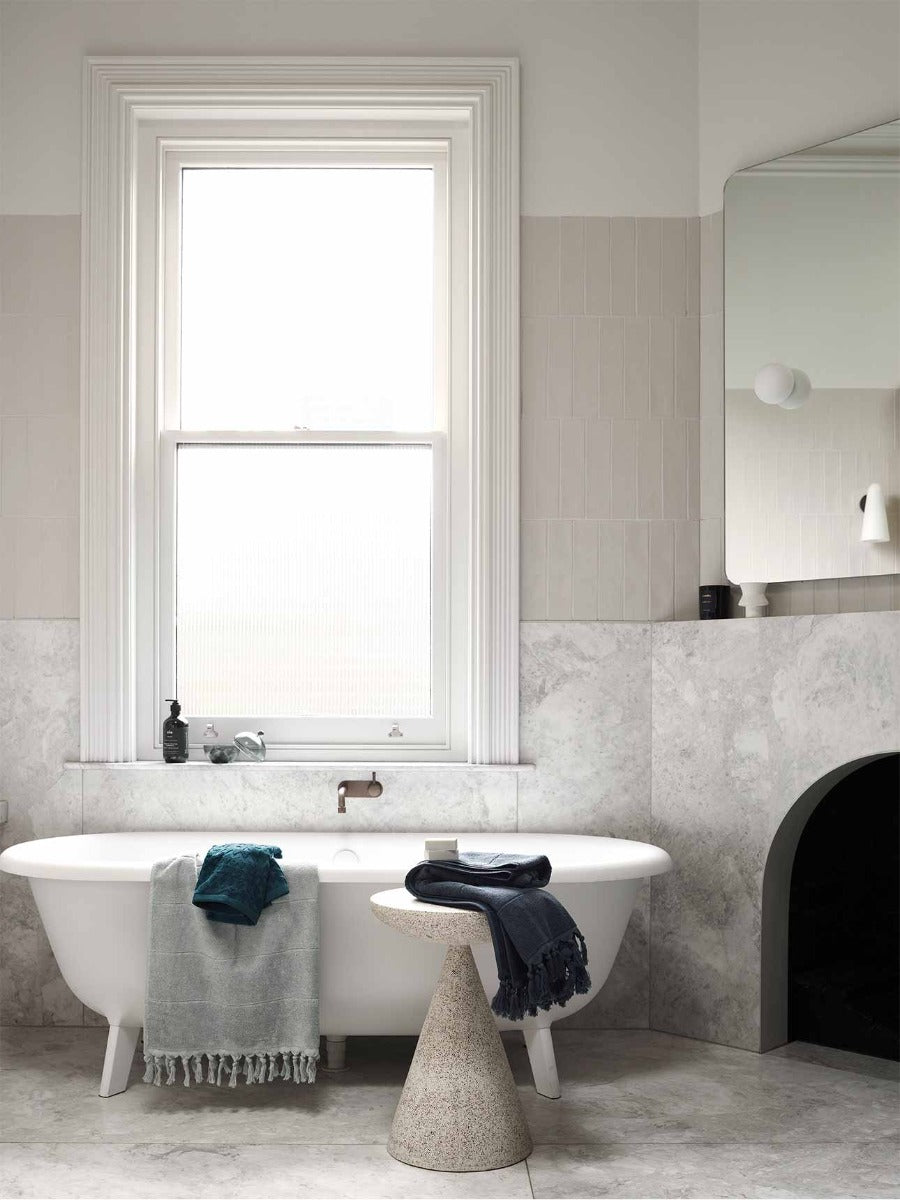 Paros Bath Sheet in Limestone & Bath Towel in Slate
