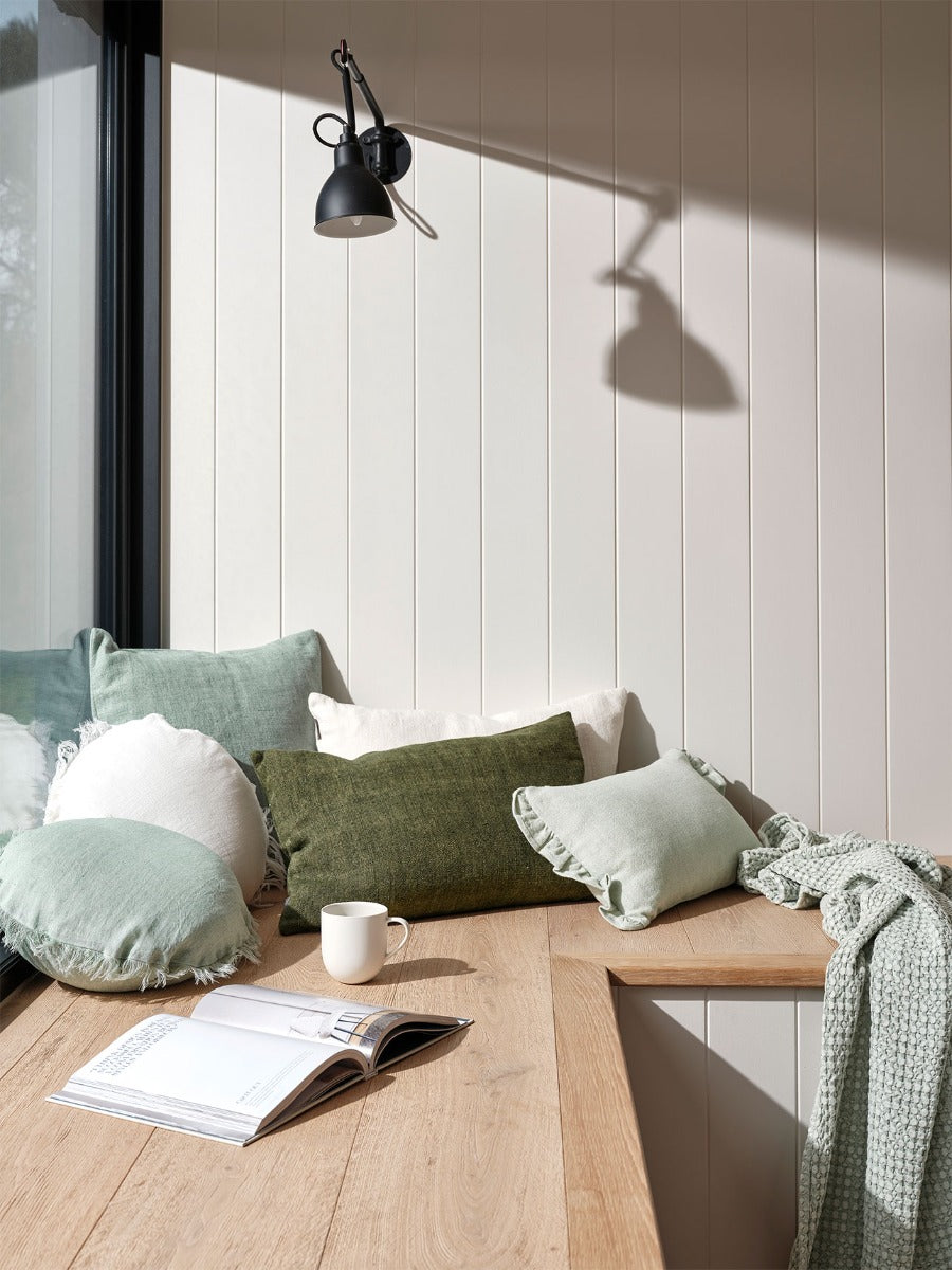 Arles Linen Rectangle Cushion in Ivory