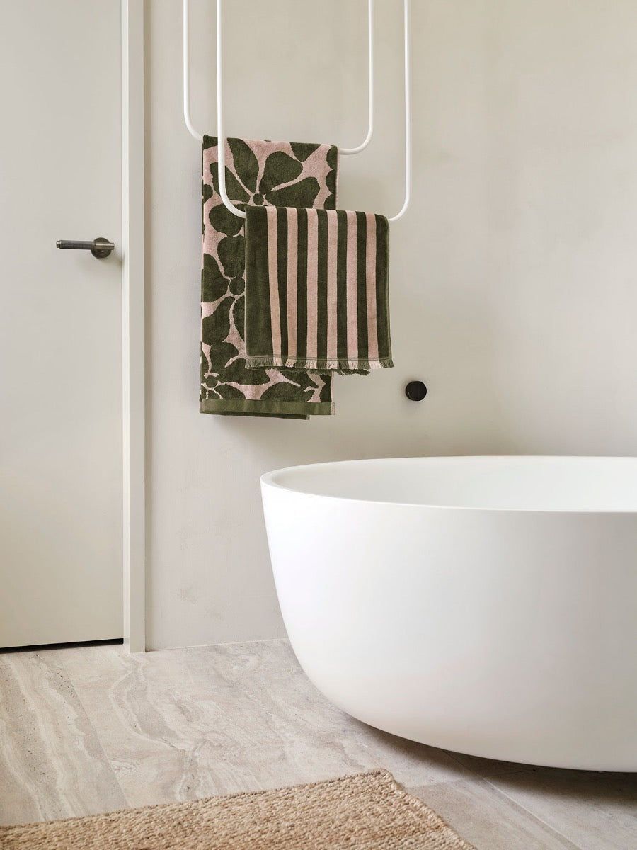 Palma Stripe Bath Towel Set in Caper & Shell