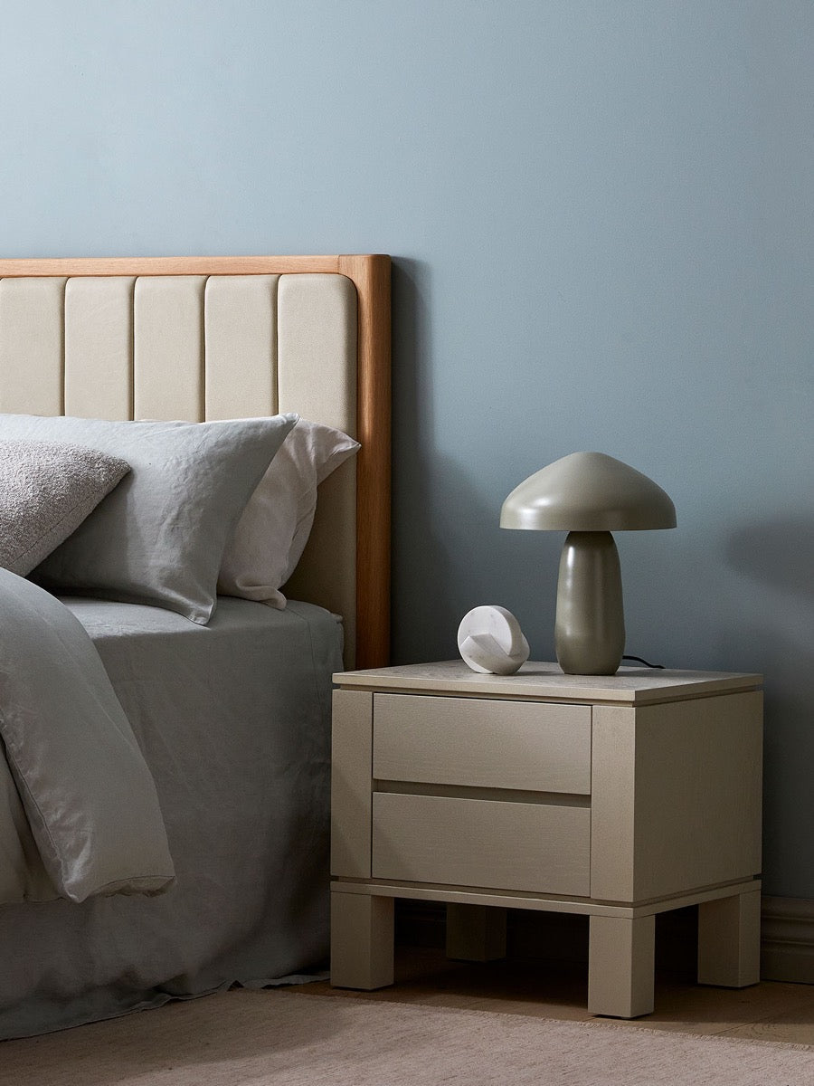 Easton Curve Table Lamp in Elm