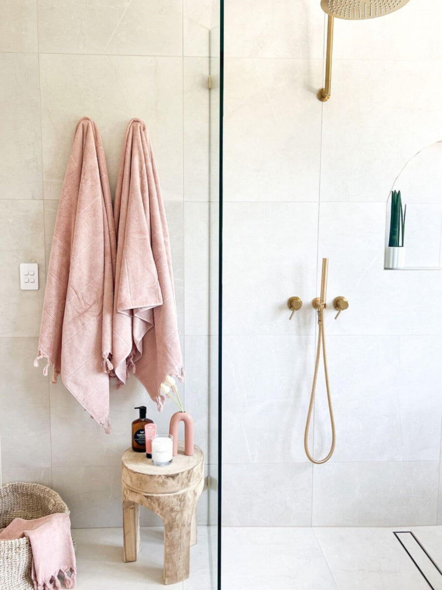 Paros Hand Towel in Pink Clay