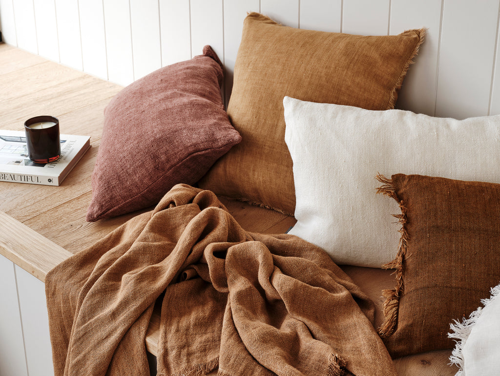 Arles Linen Rectangle Cushion in Sand