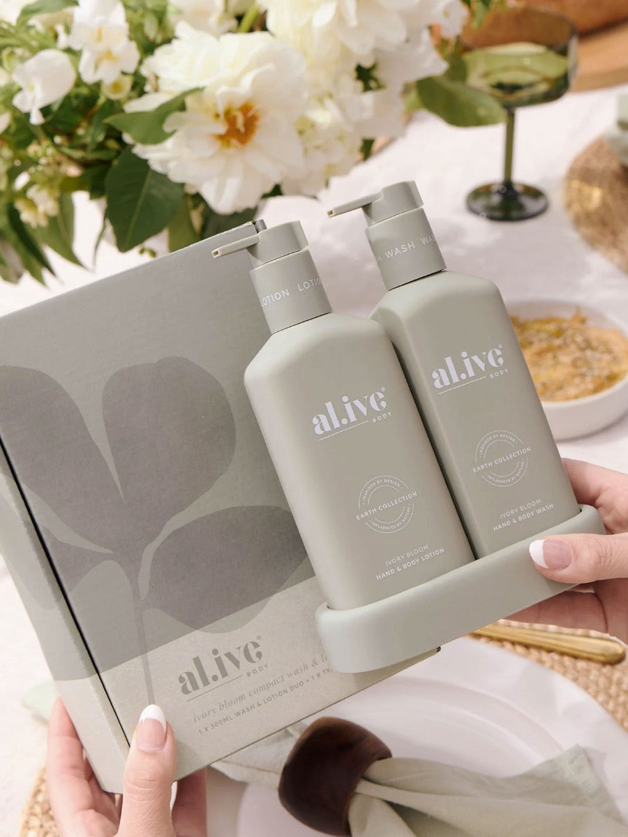 Ivory Bloom Compact Wash & Lotion Duo + Tray