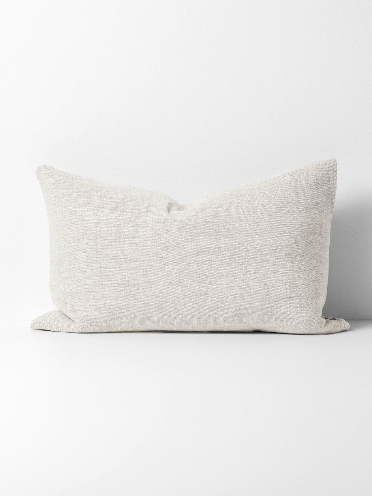 Arles Linen Rectangle Cushion in Sand