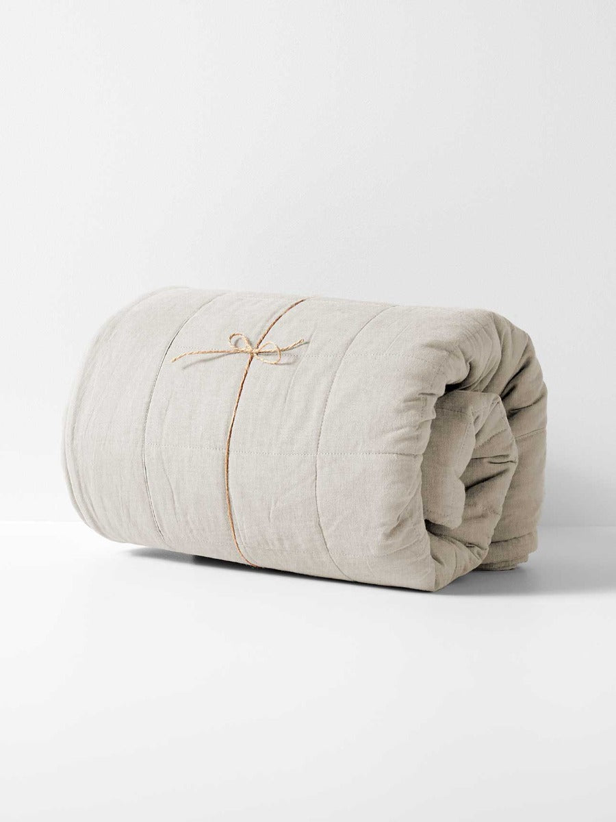 Coverlet in Natural