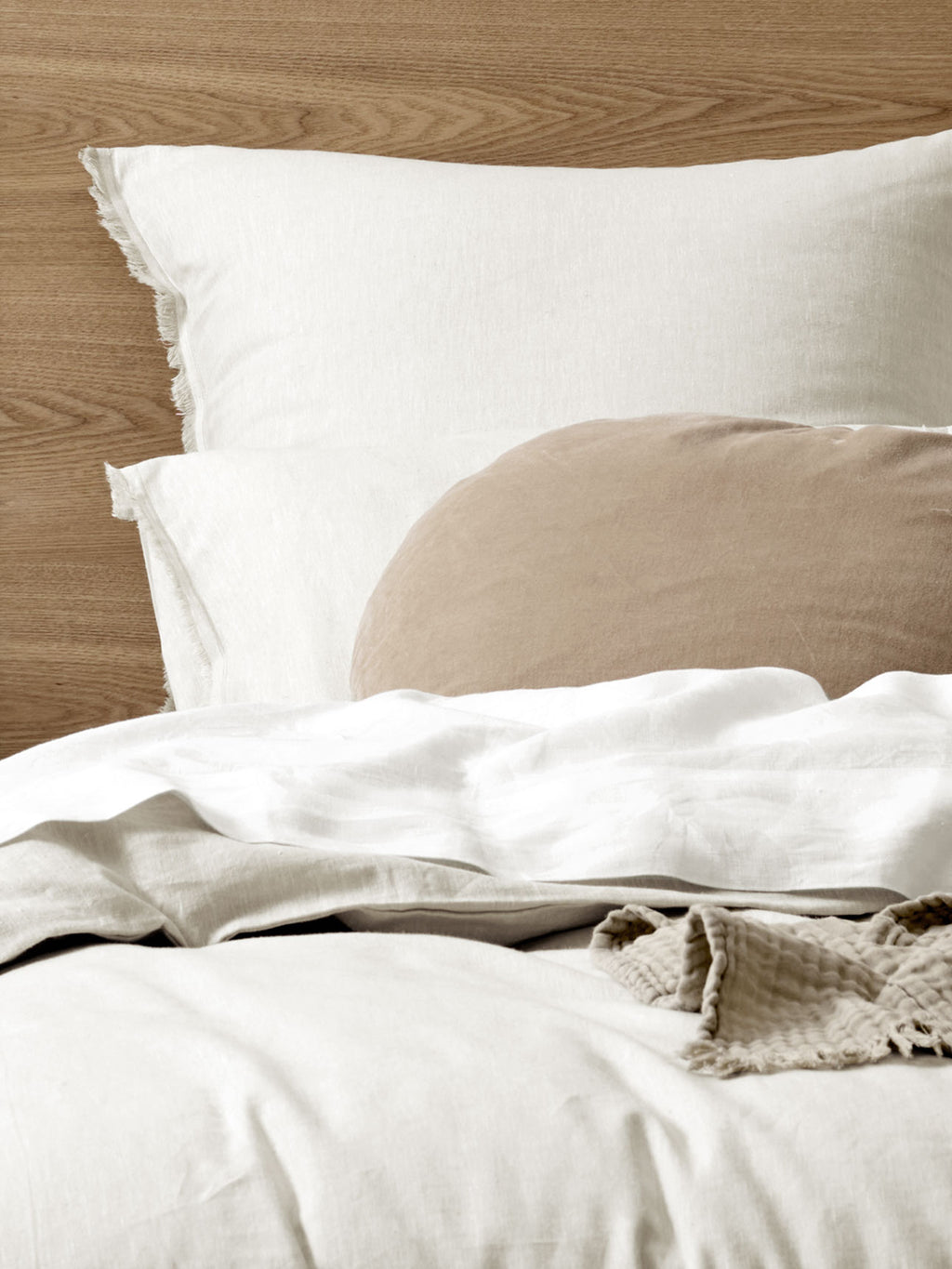 Chambray Fringe Standard Pillowcase in Natural