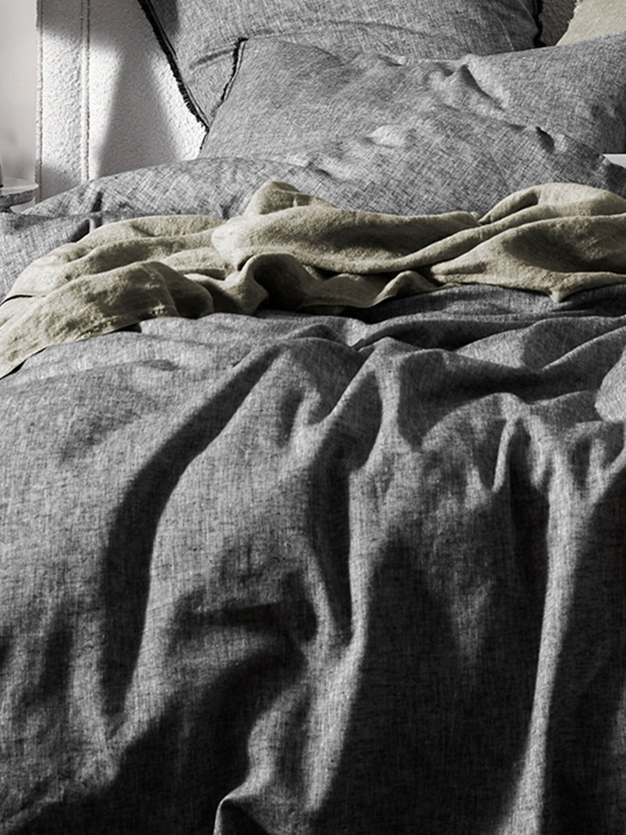 Chambray Fringe Quilt Cover in Smoke