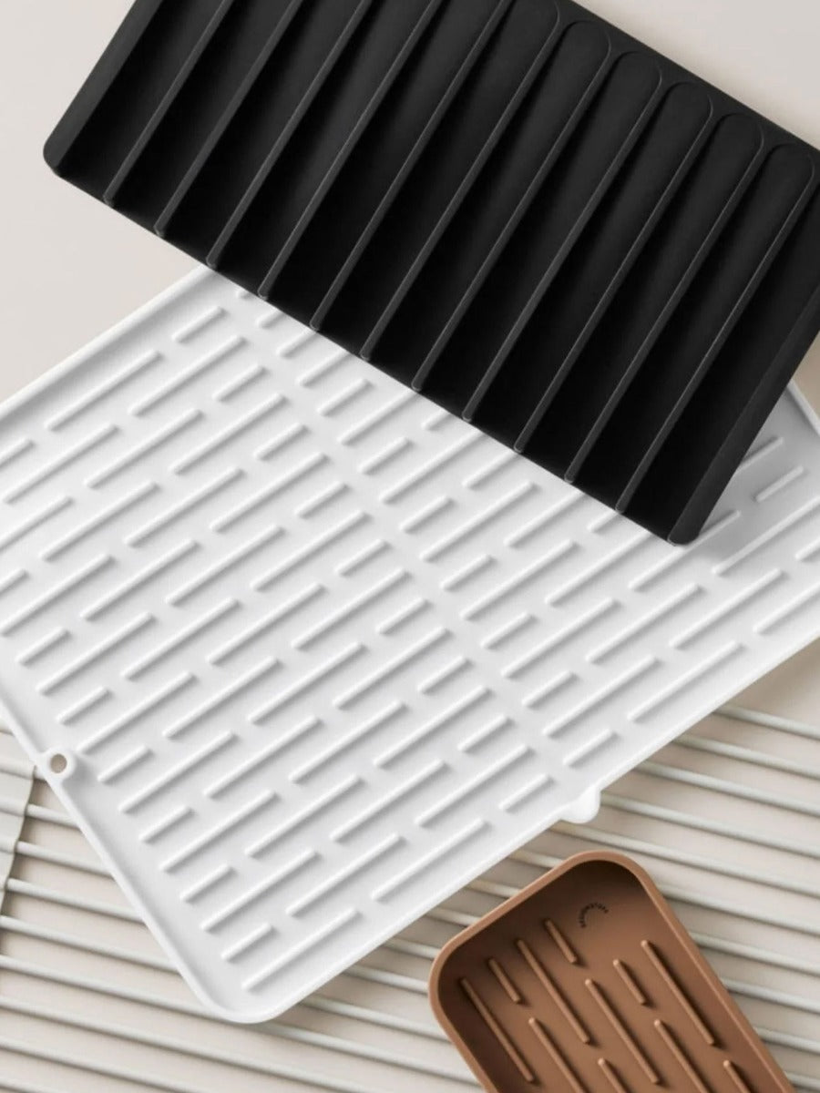 Folding Silicone Drying Mat in White - Large