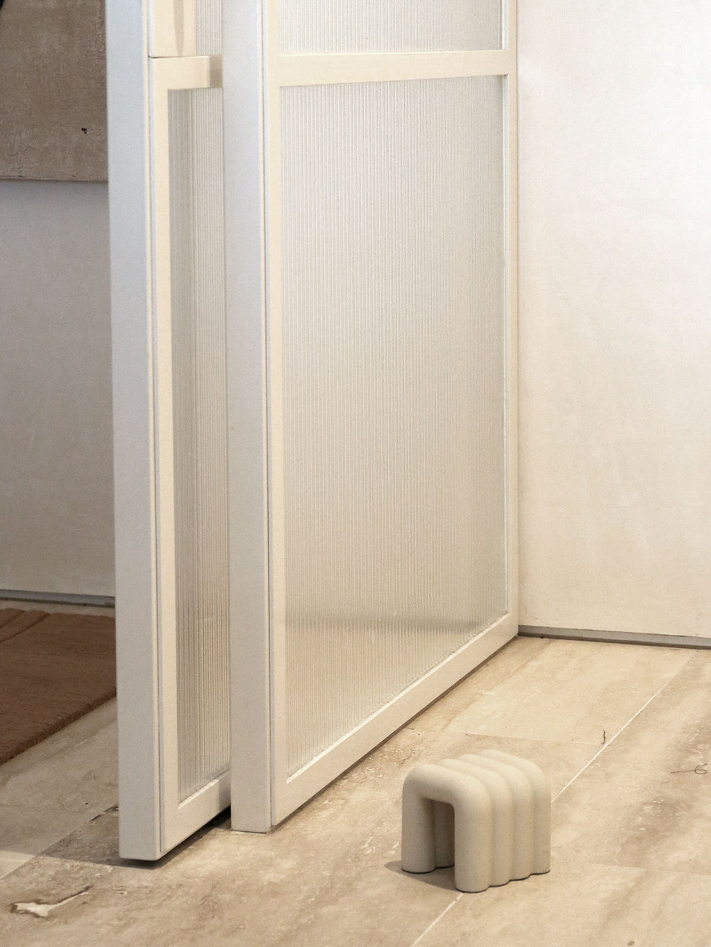 VIAH Arch Door Stopper in Sand