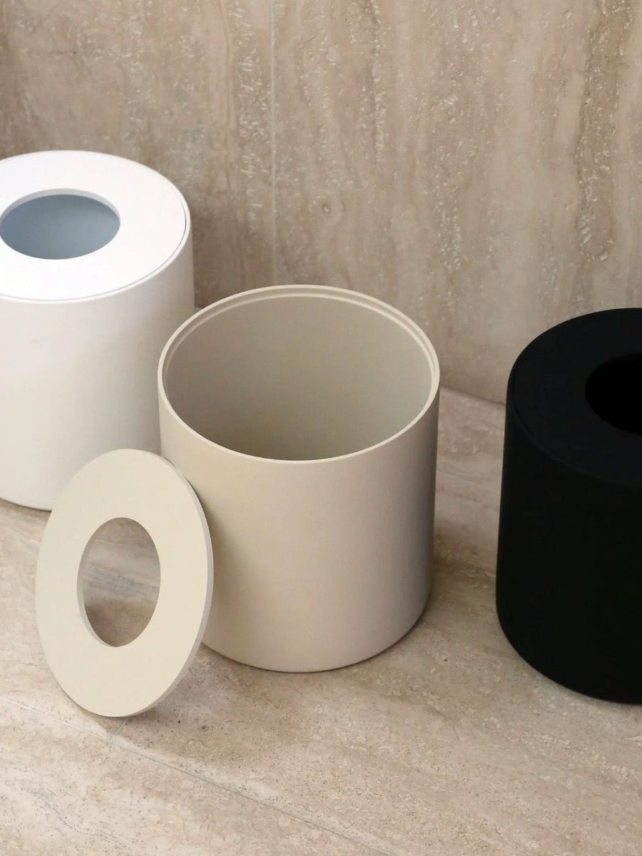 Arc Bin in Black