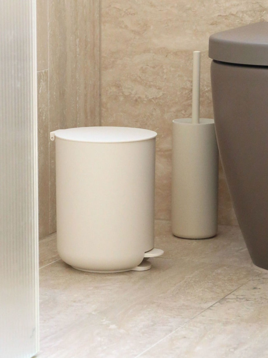 Arc Pedal Bin in Sand