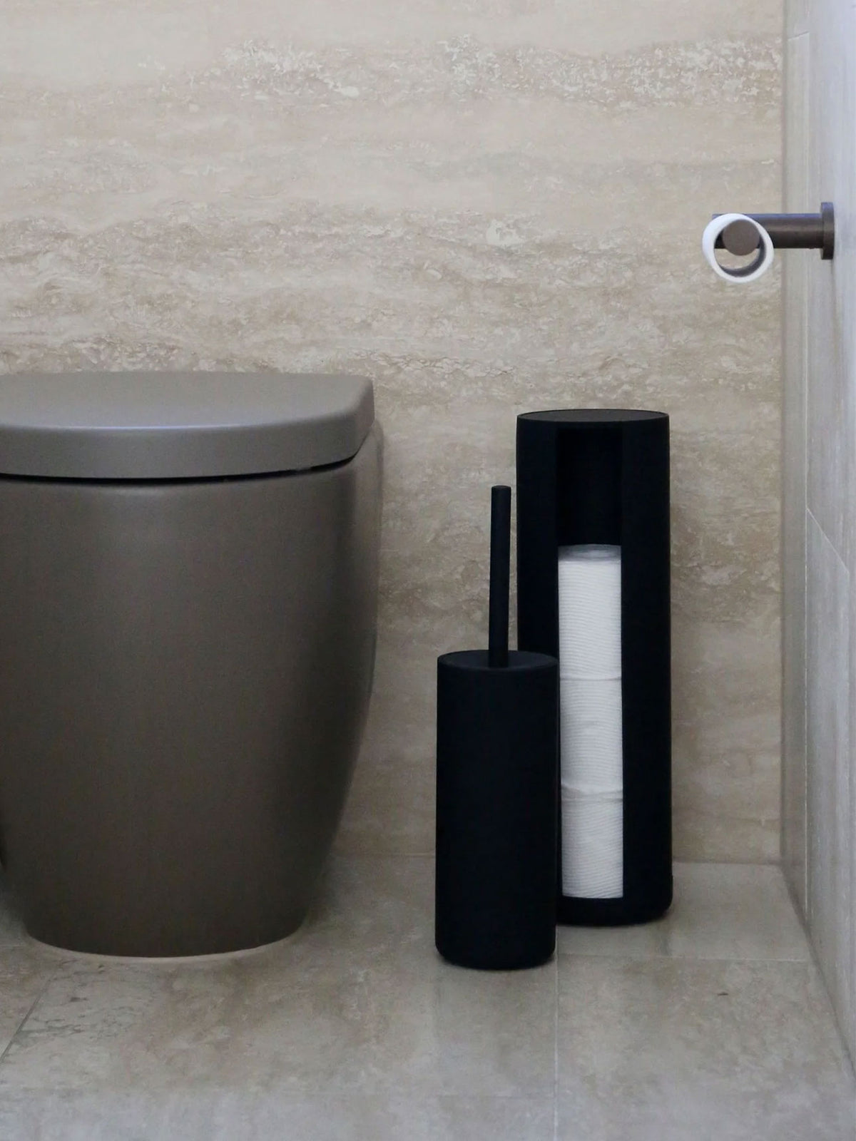 Arc Toilet Brush in Black