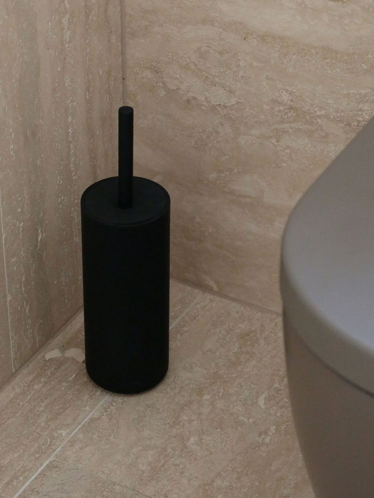 Arc Toilet Brush in Black
