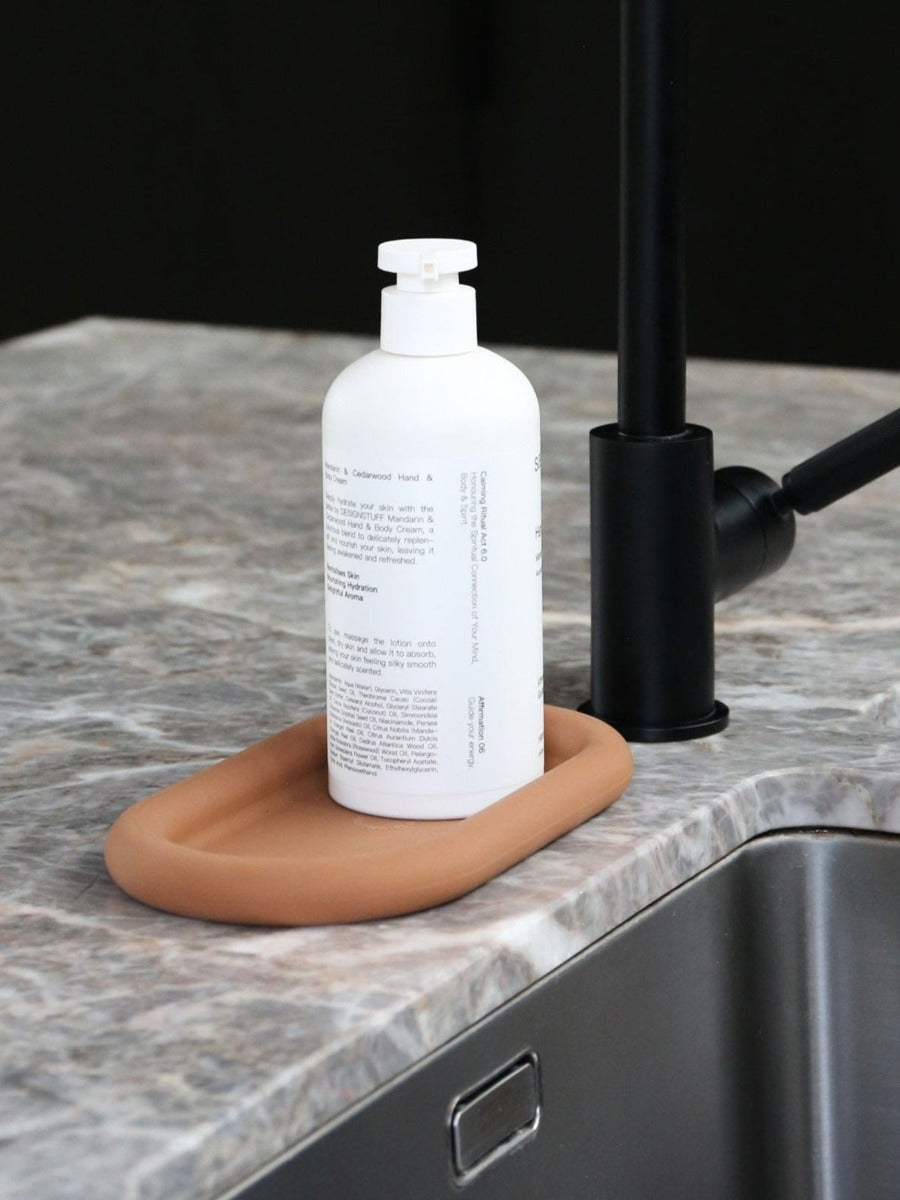 Bubble Silicone Tray in Camel