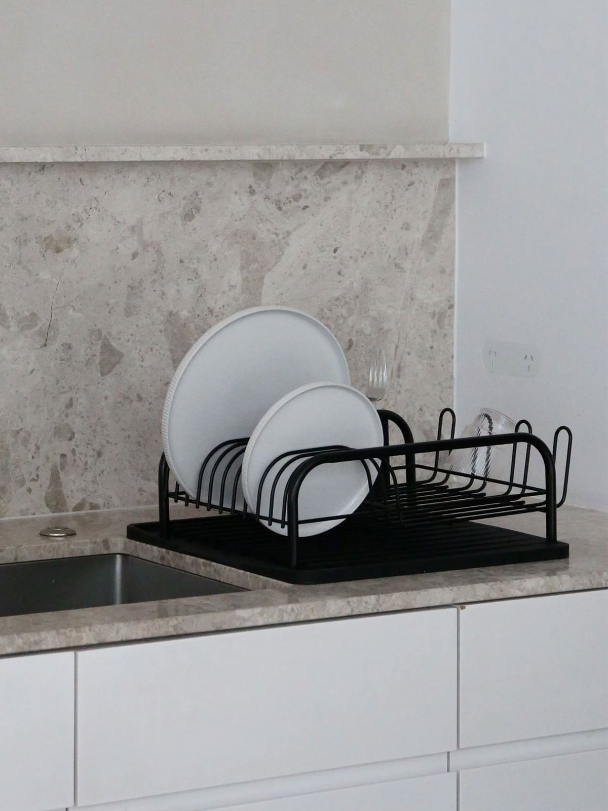 Drip Silicone Sink Mat in Black