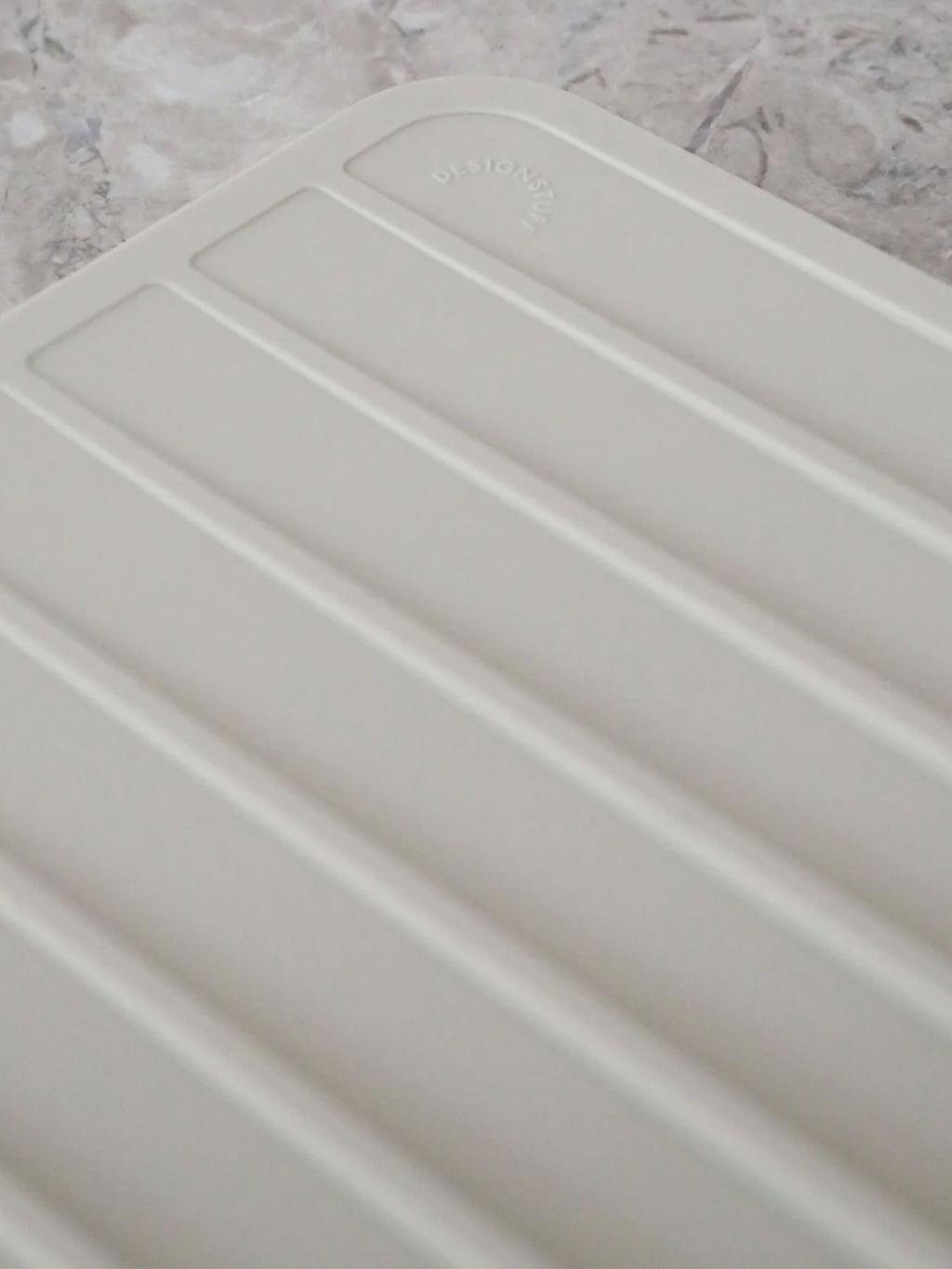 Drip Silicone Sink Mat in Sand