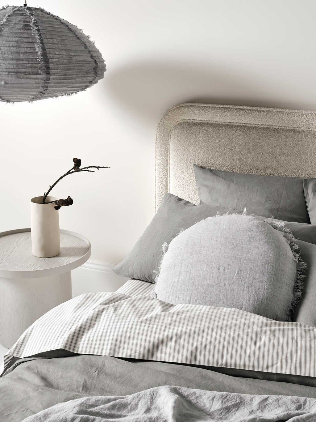 Emile Linen Standard Pillowcase in Smoke
