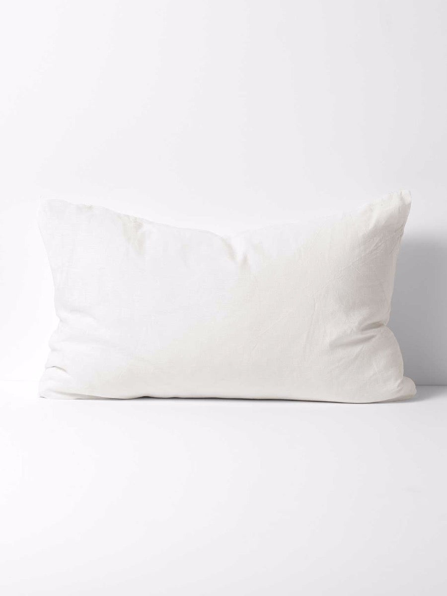 Emile Linen Standard Pillowcase in Marshmallow
