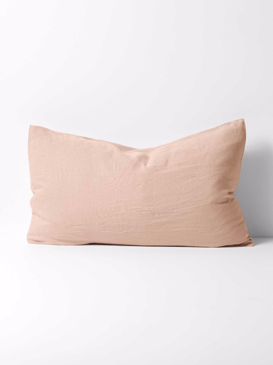 Emile Linen Standard Pillowcase in Clay