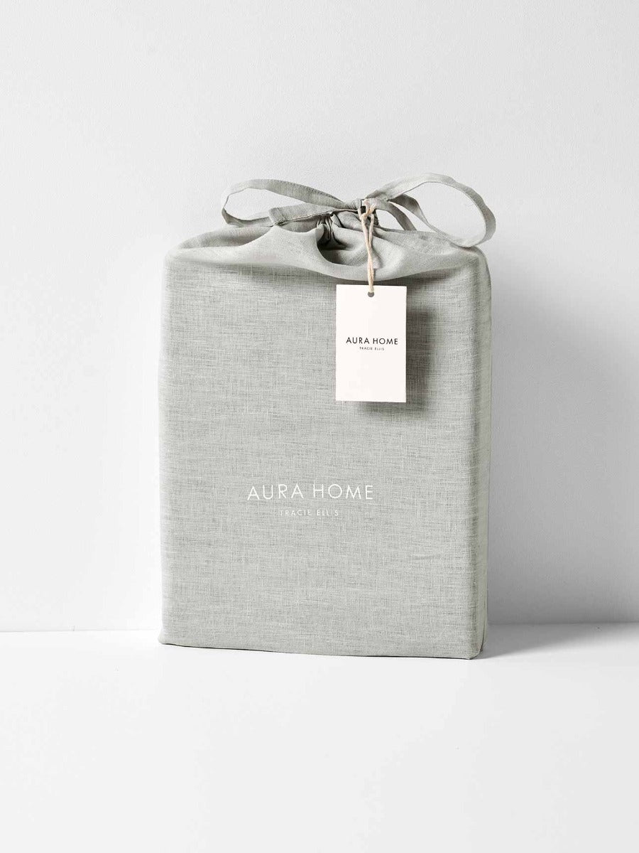 Emile Linen Fitted Sheet in Glacier