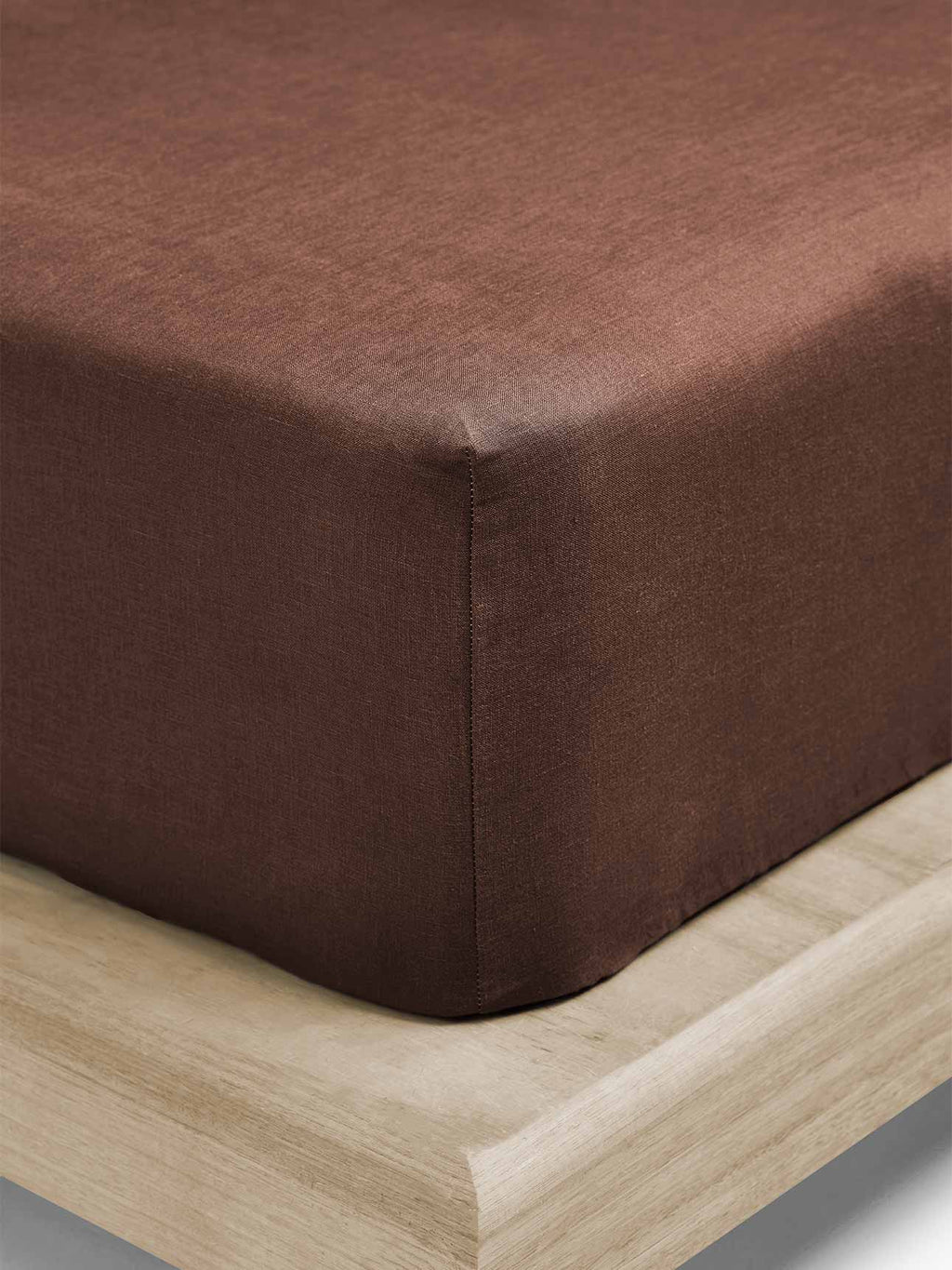 Emile Linen Fitted Sheet in Clove