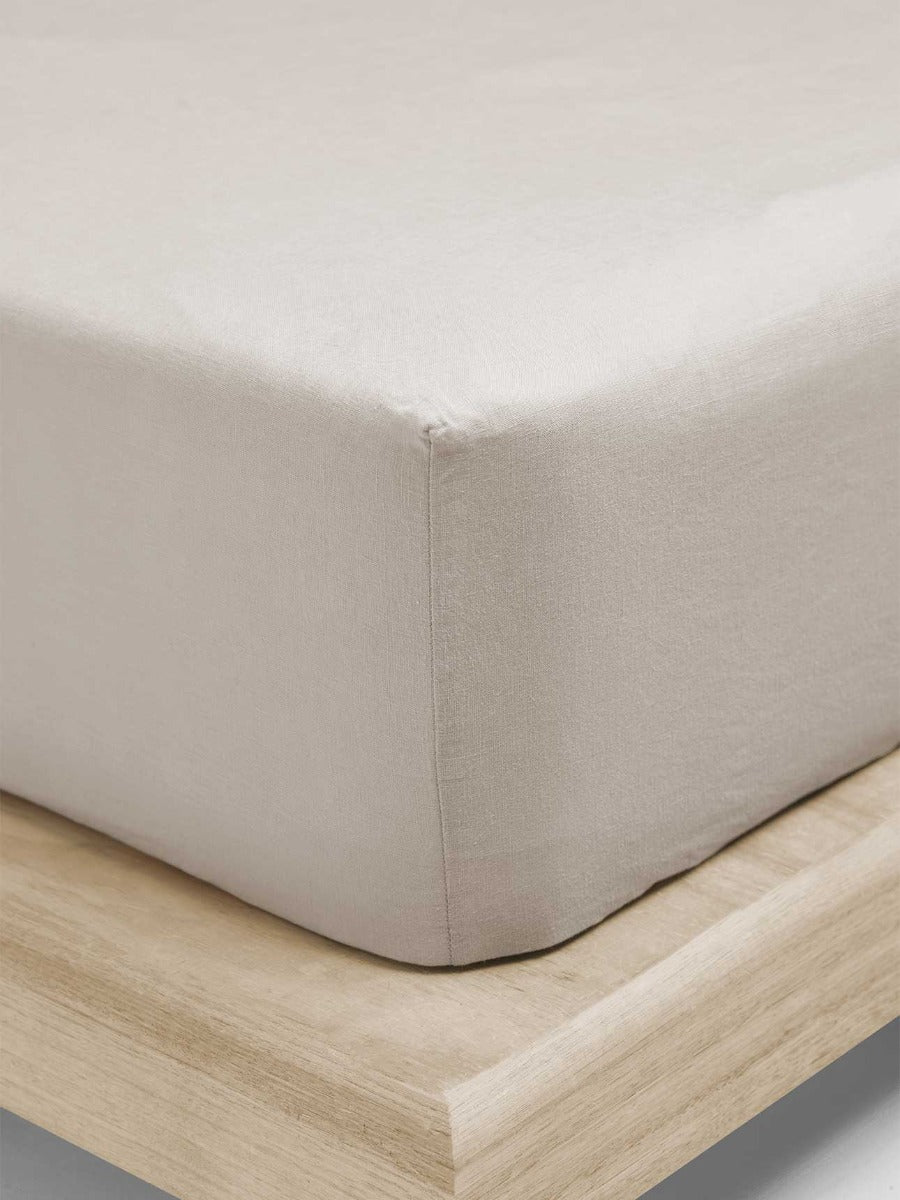 Emile Linen Fitted Sheet in Natural