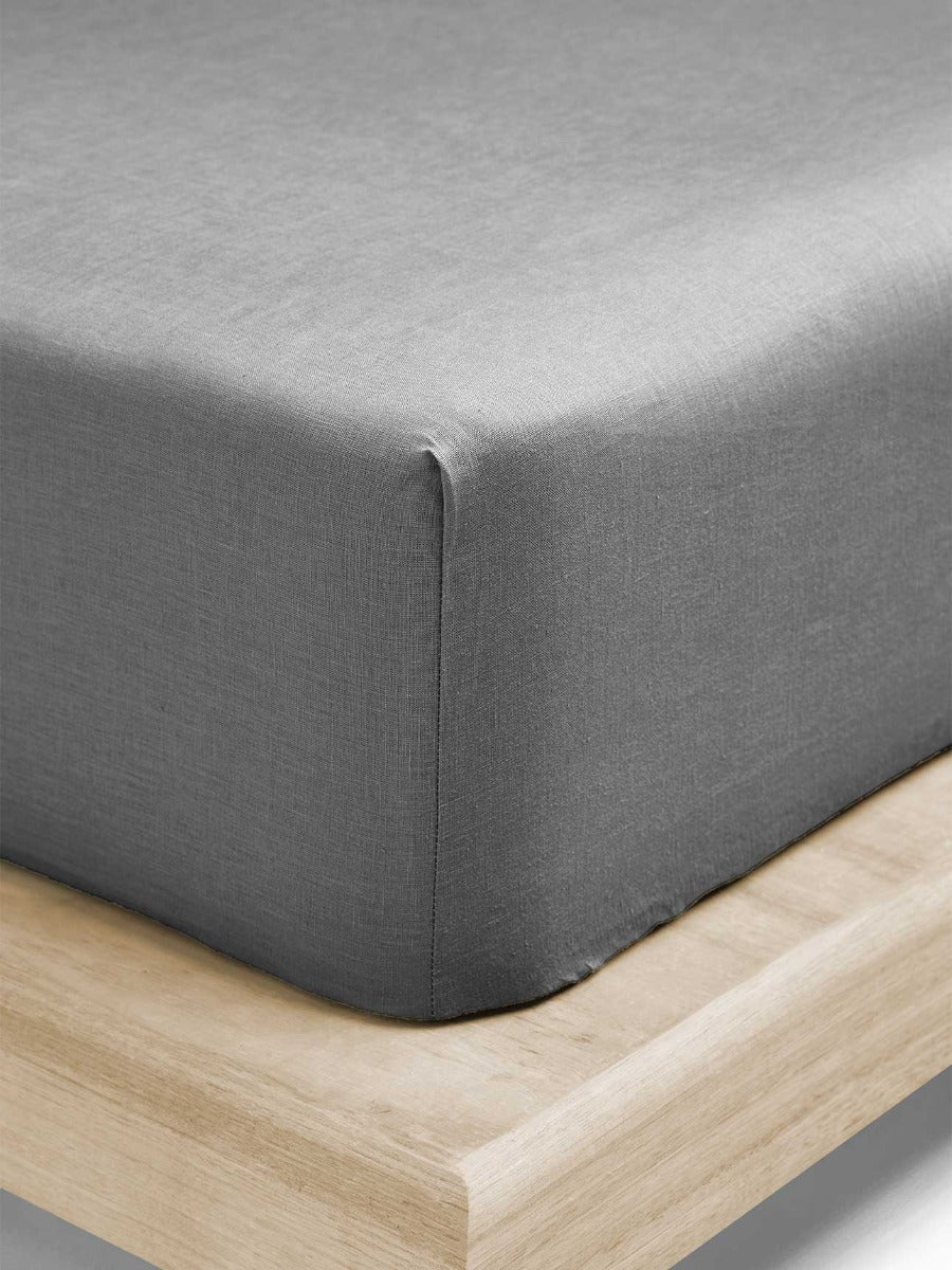 Emile Linen Fitted Sheet in Smoke