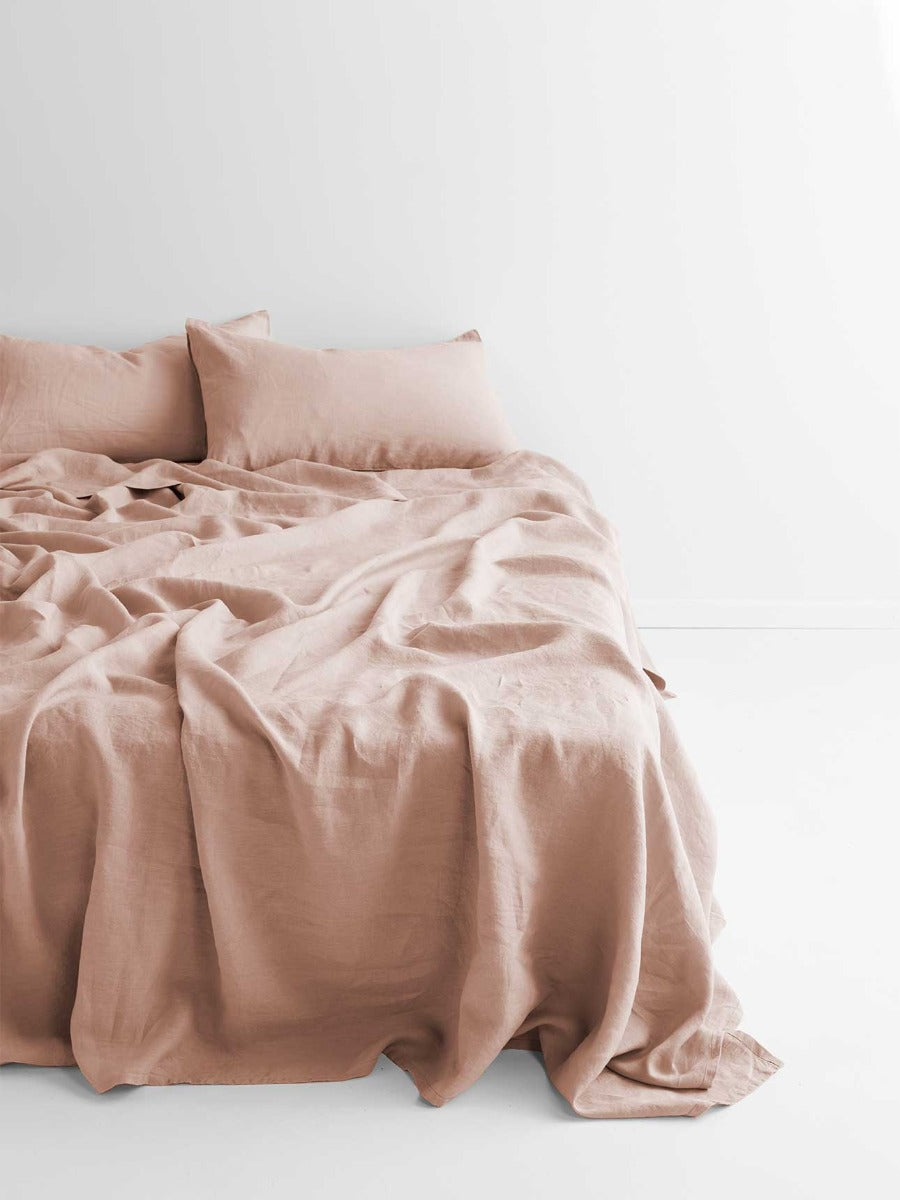 Emile Linen Flat Sheet in Clay
