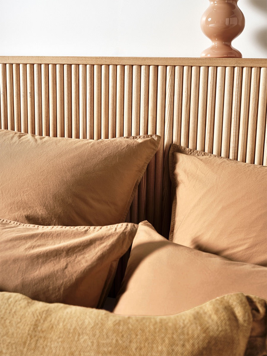 Evie Stonewash Organic Cotton European Pillowcase in Toasted Pecan