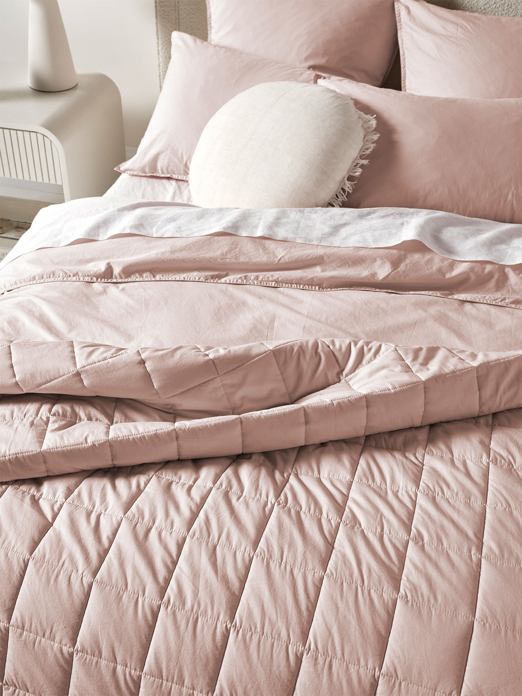 Evie Stonewash Organic Cotton Coverlet in Blush Pink