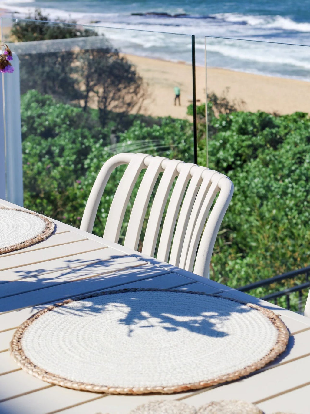 Solea Jute Braided Round Placemat in Cream