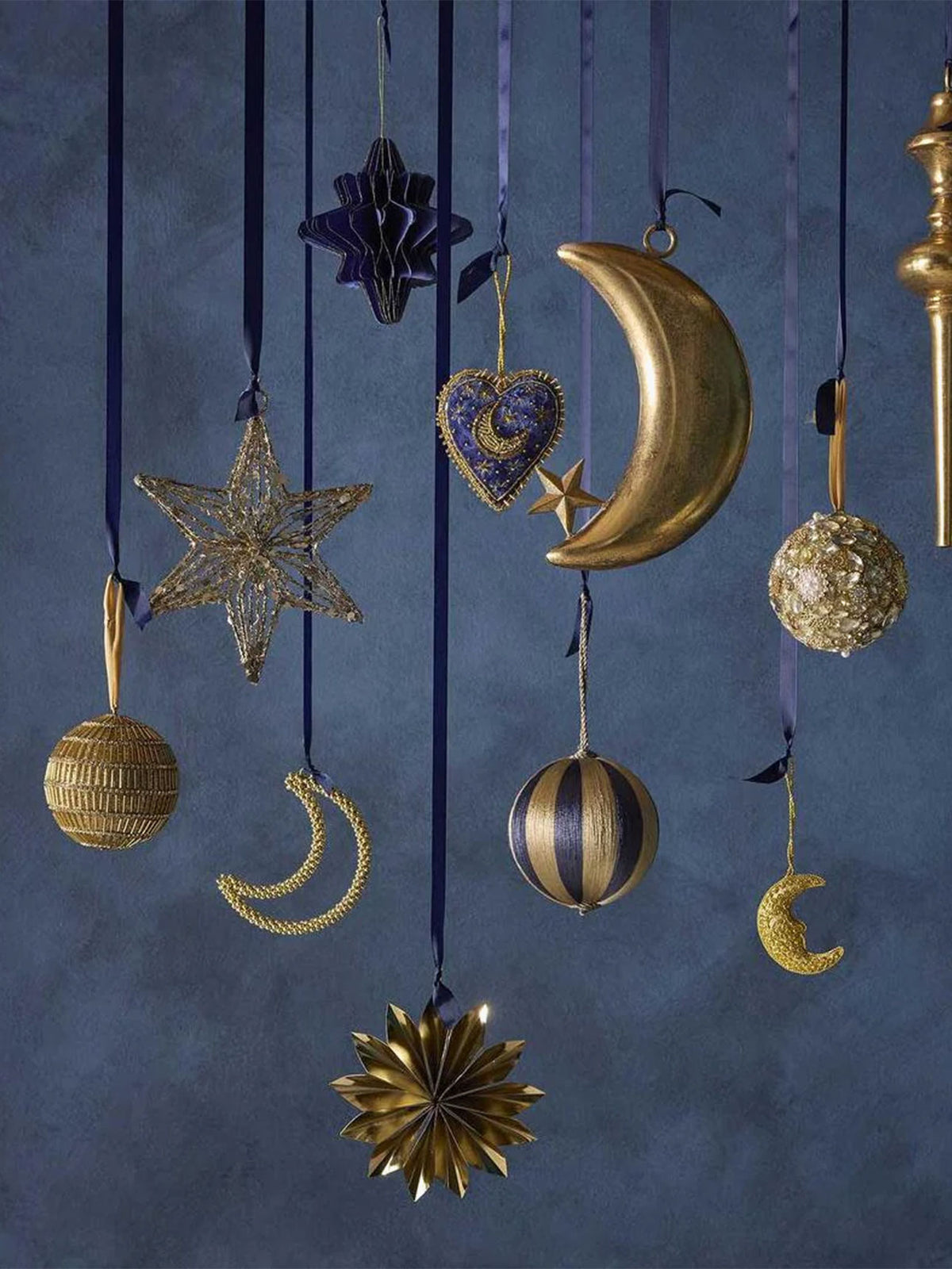 Bugle Bead Christmas Bauble in Gold