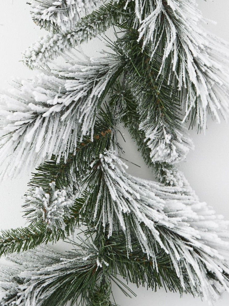 Aspen Snow Pine Garland