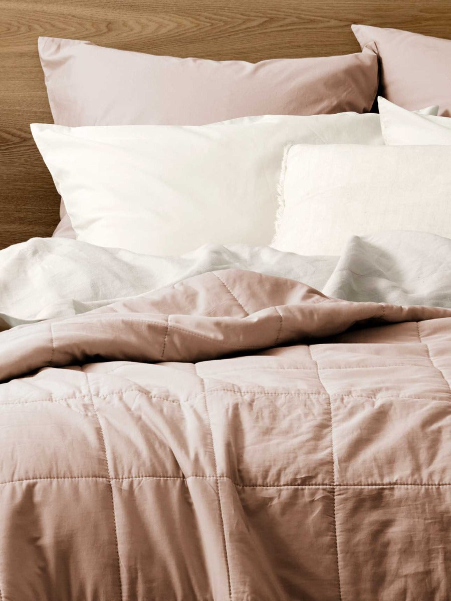 Halo Organic Coverlet in Rosewater