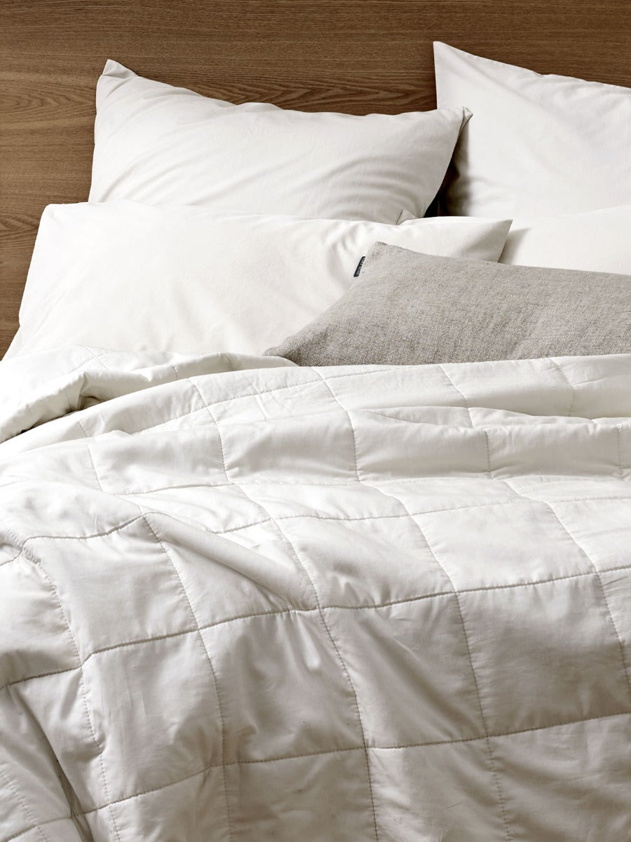 Halo Organic Coverlet in Sand