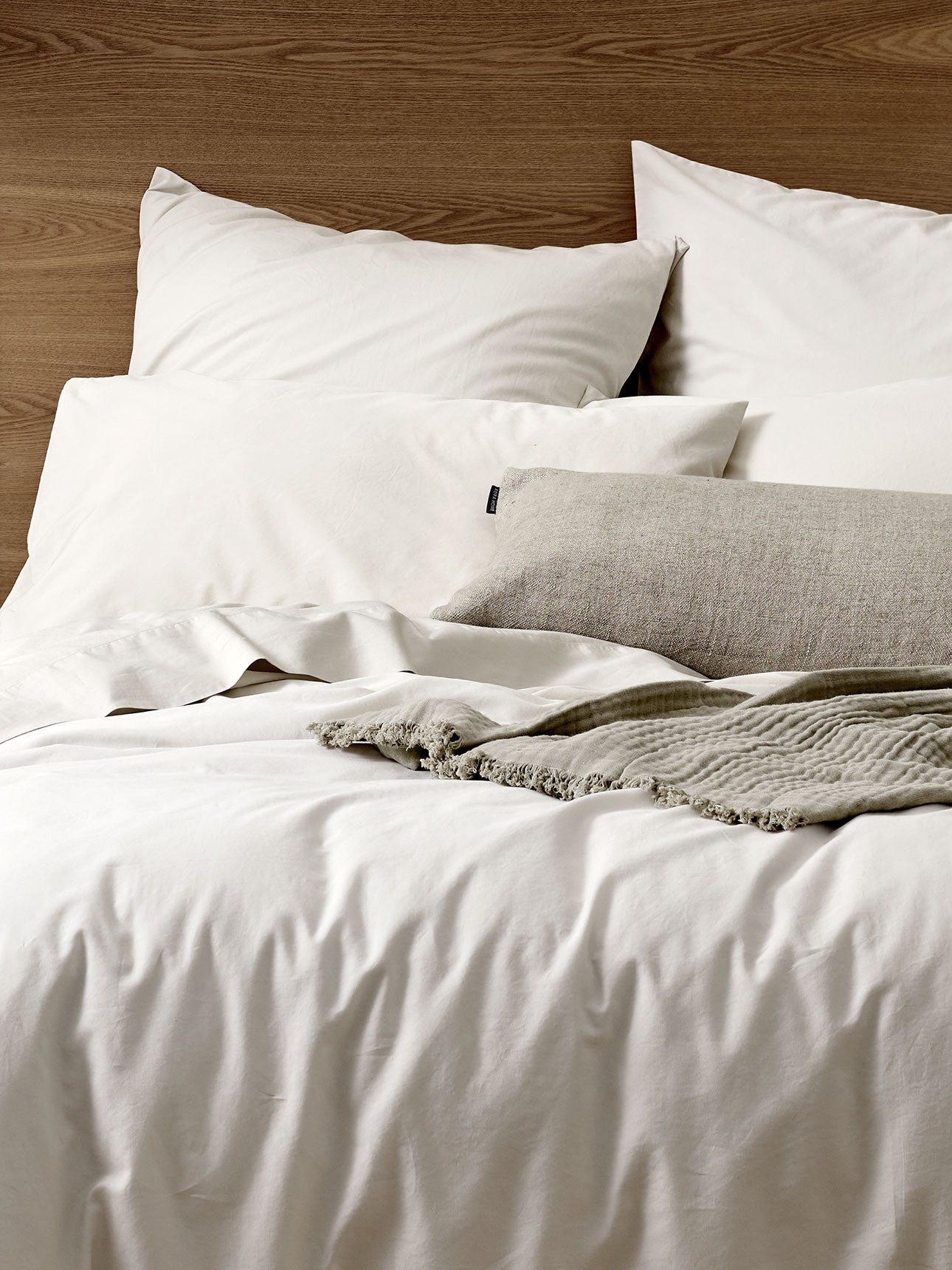 Halo Organic Cotton Standard Pillowcase in Sand