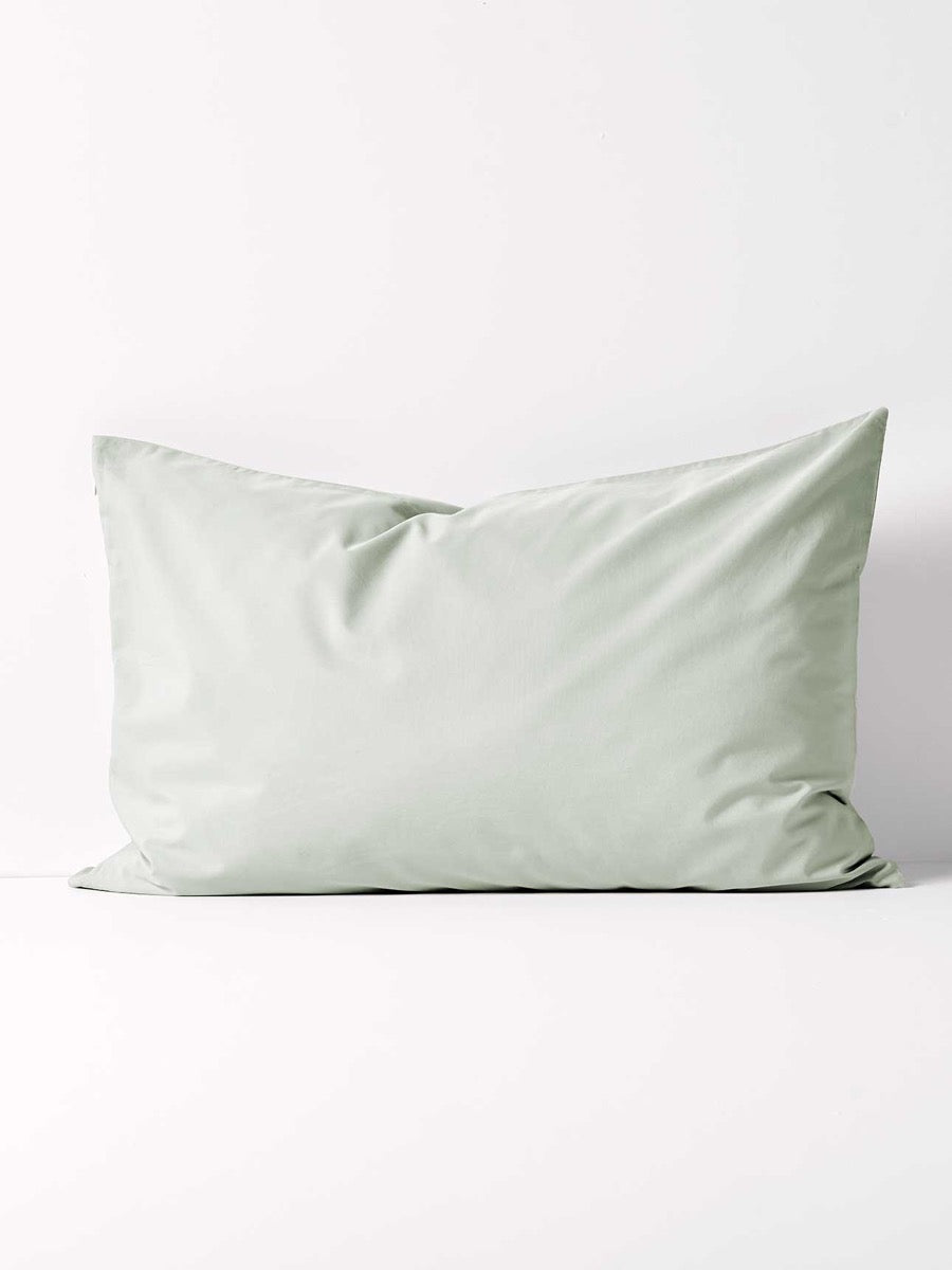 Halo Organic Cotton Standard Pillowcase in Peppermint