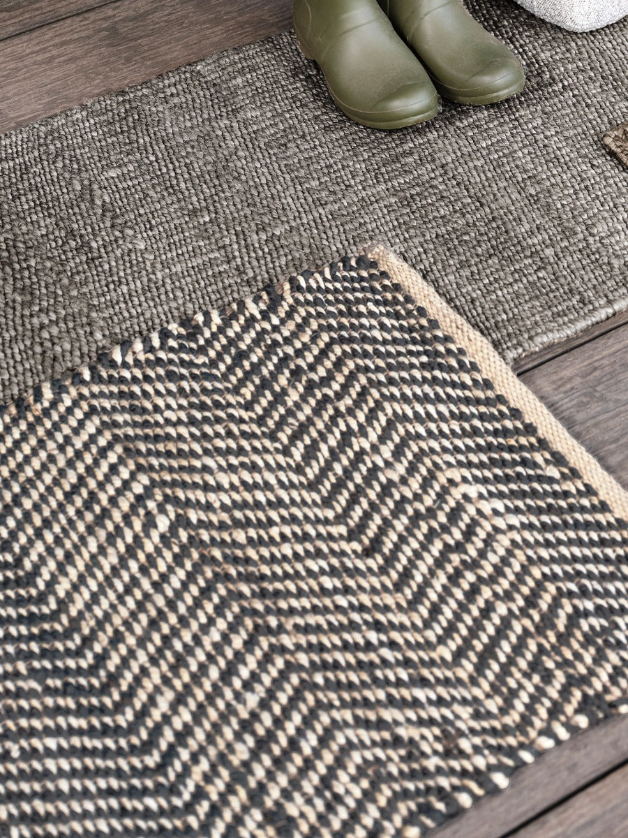 Herringbone Door Mat in Black & Natural