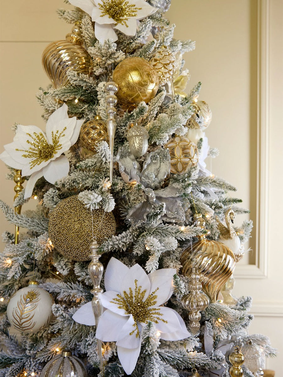 Etched Fleur Bauble in Gold