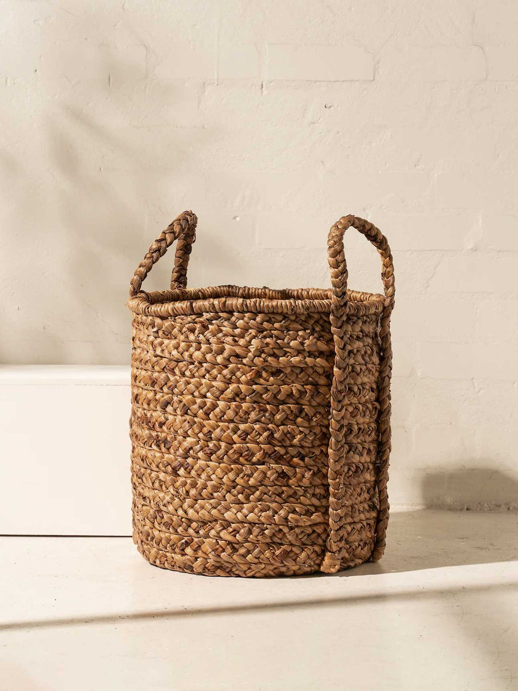 Waterhyacinth Plaited Handle Basket - Large