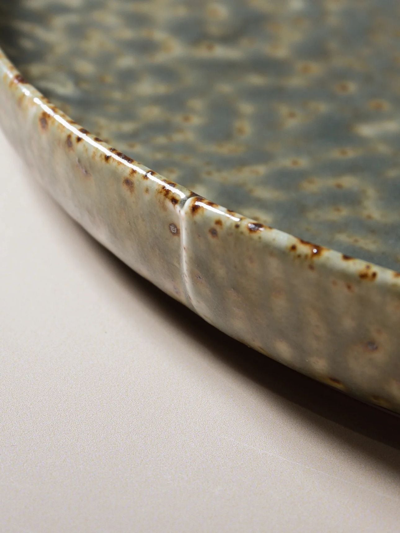Mizu Round Platter