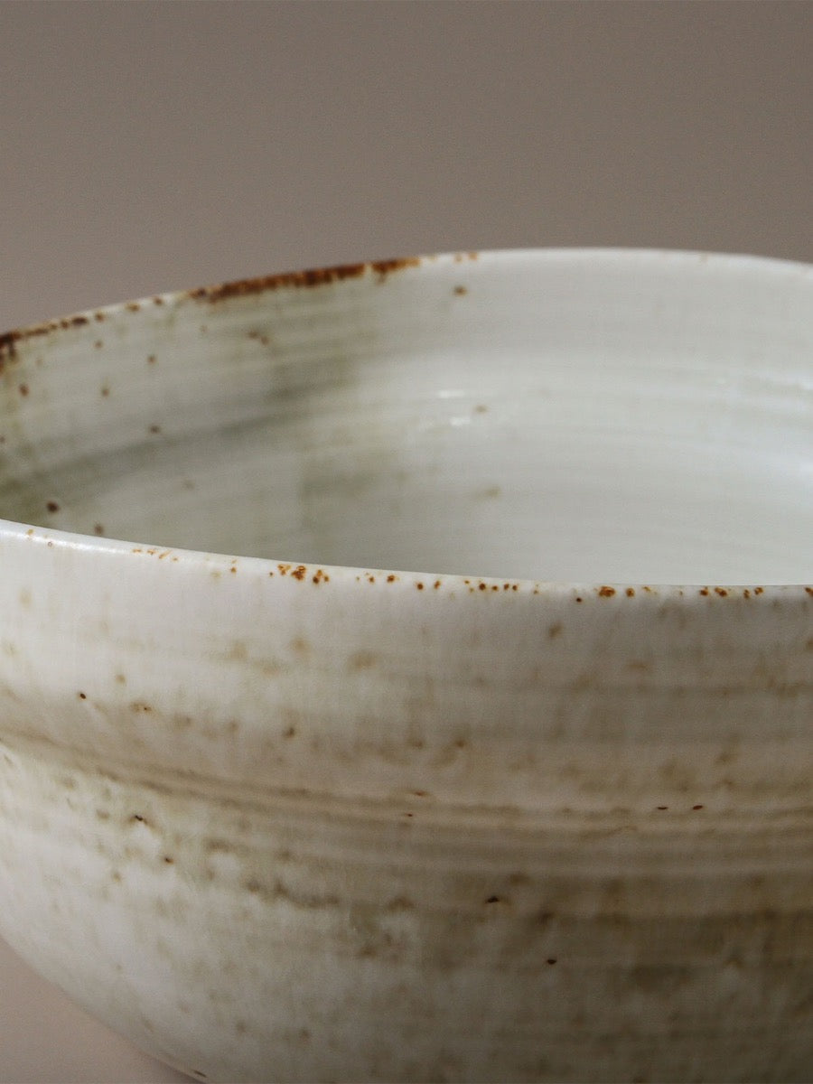 Suiki Serving Bowl in White - Large