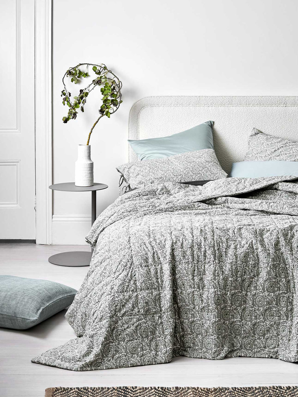 Jaipur Coverlet in Mist & Feather