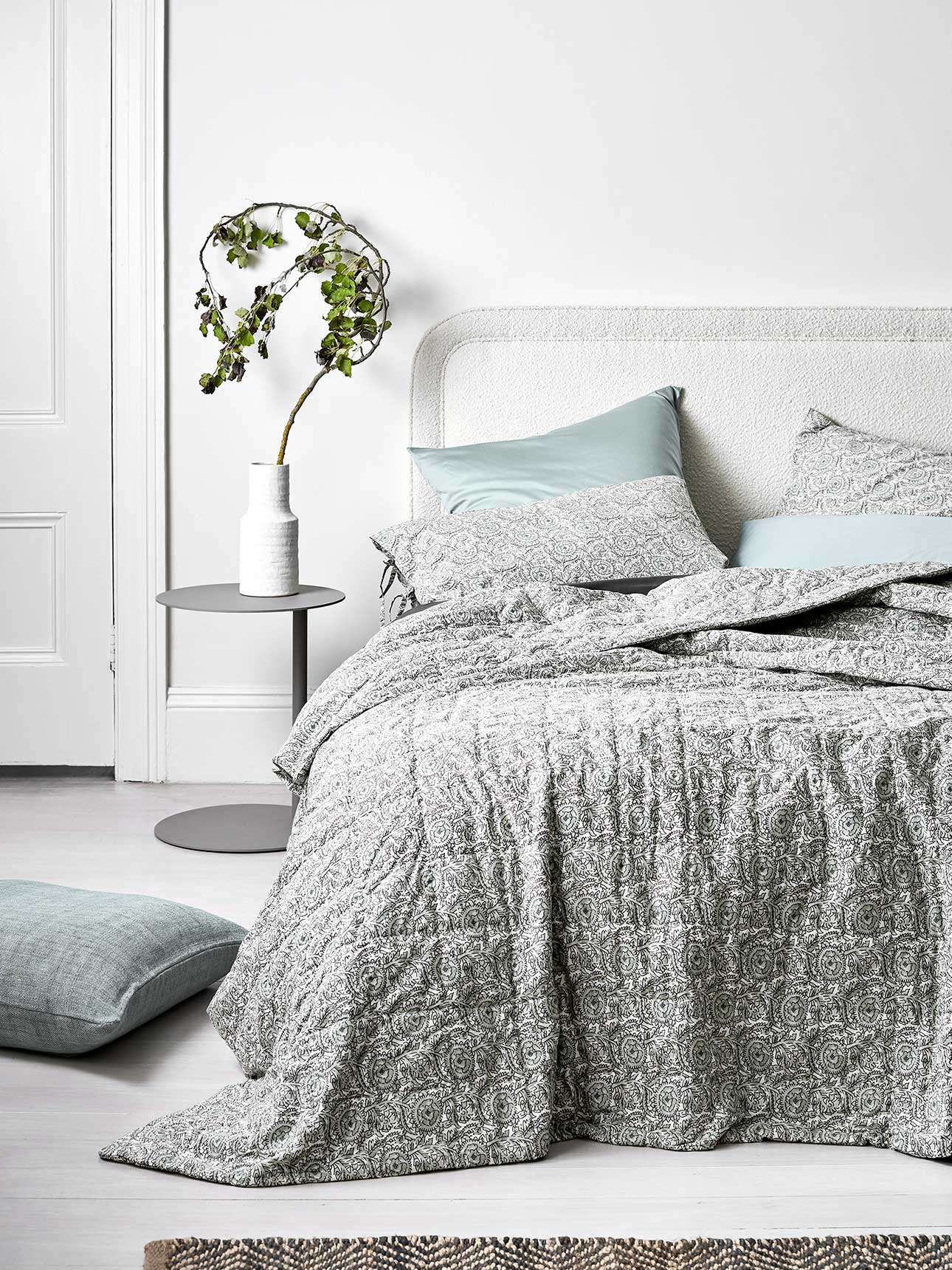Jaipur Standard Pillowcase in Mist & Feather
