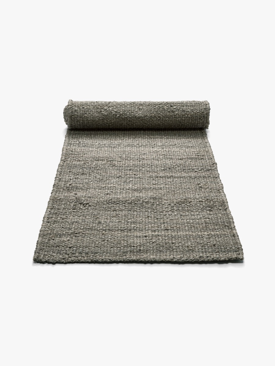 Jute Hall Runner in Riverstone