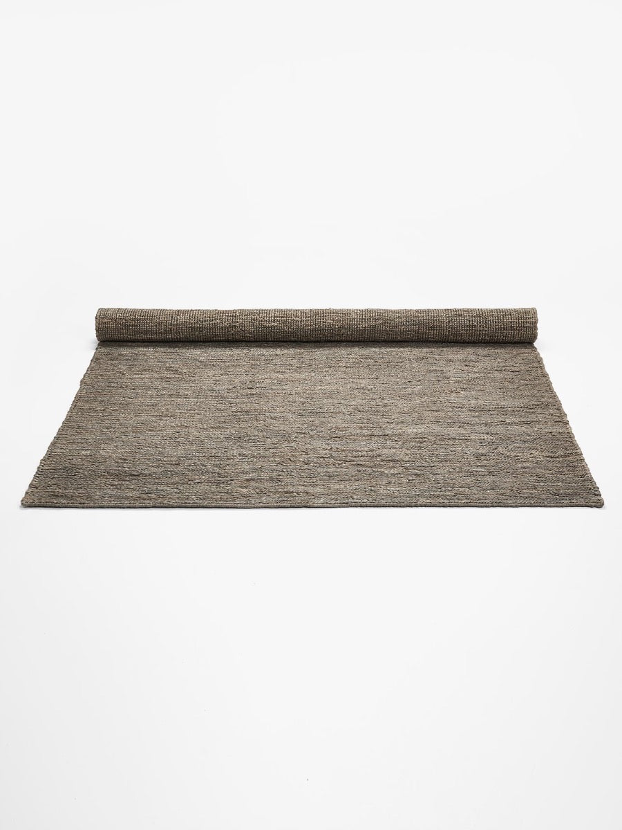 Coast Jute Rug in Riverstone