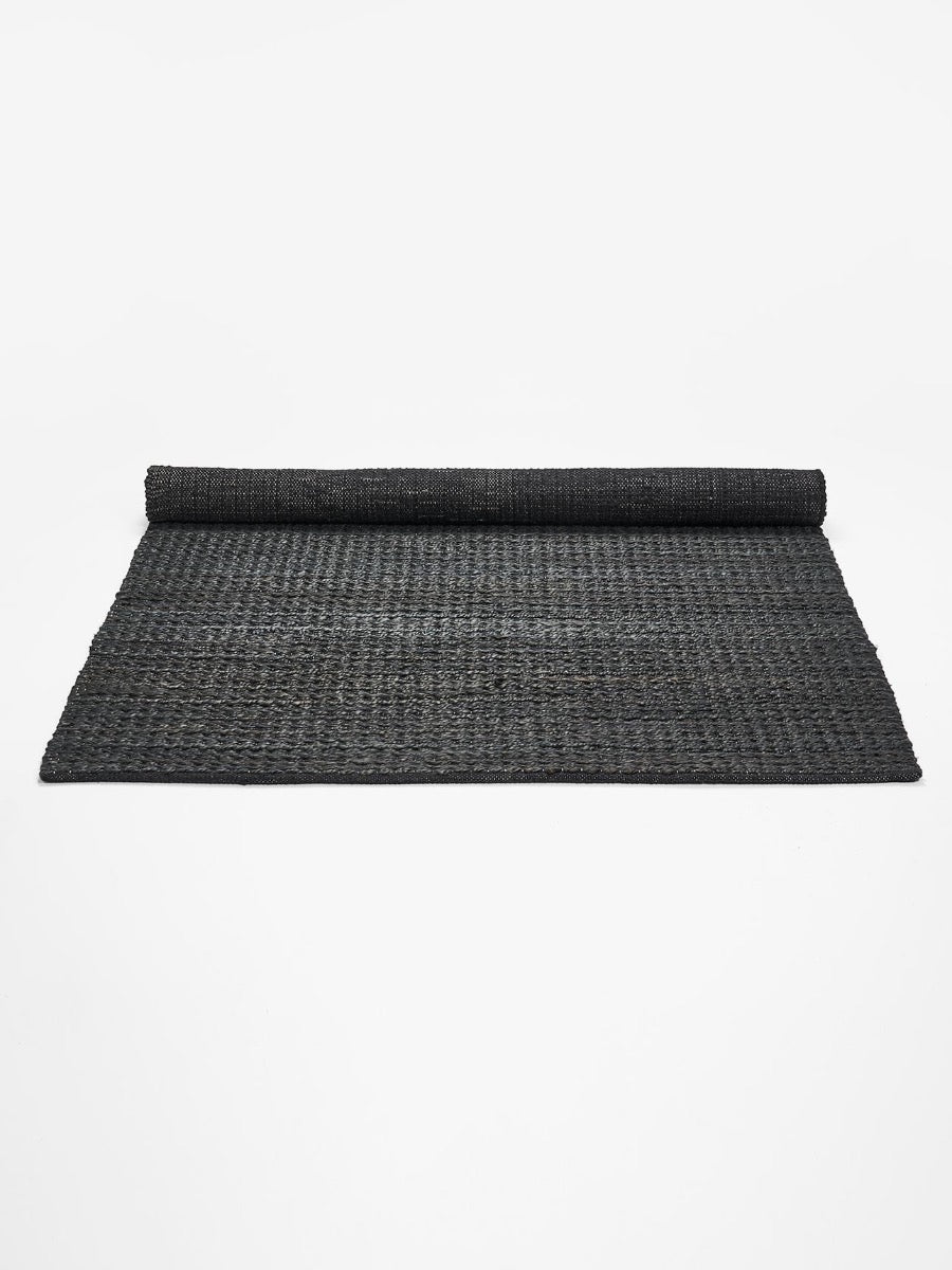 Drift Jute Rug in Anthracite