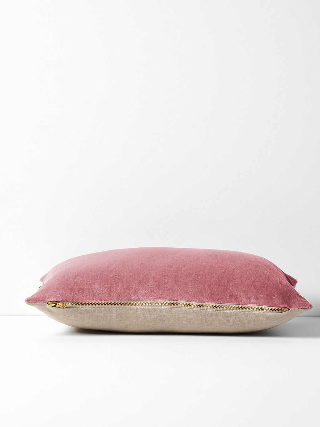 Luxury Velvet Rectangle Cushion in Orchid