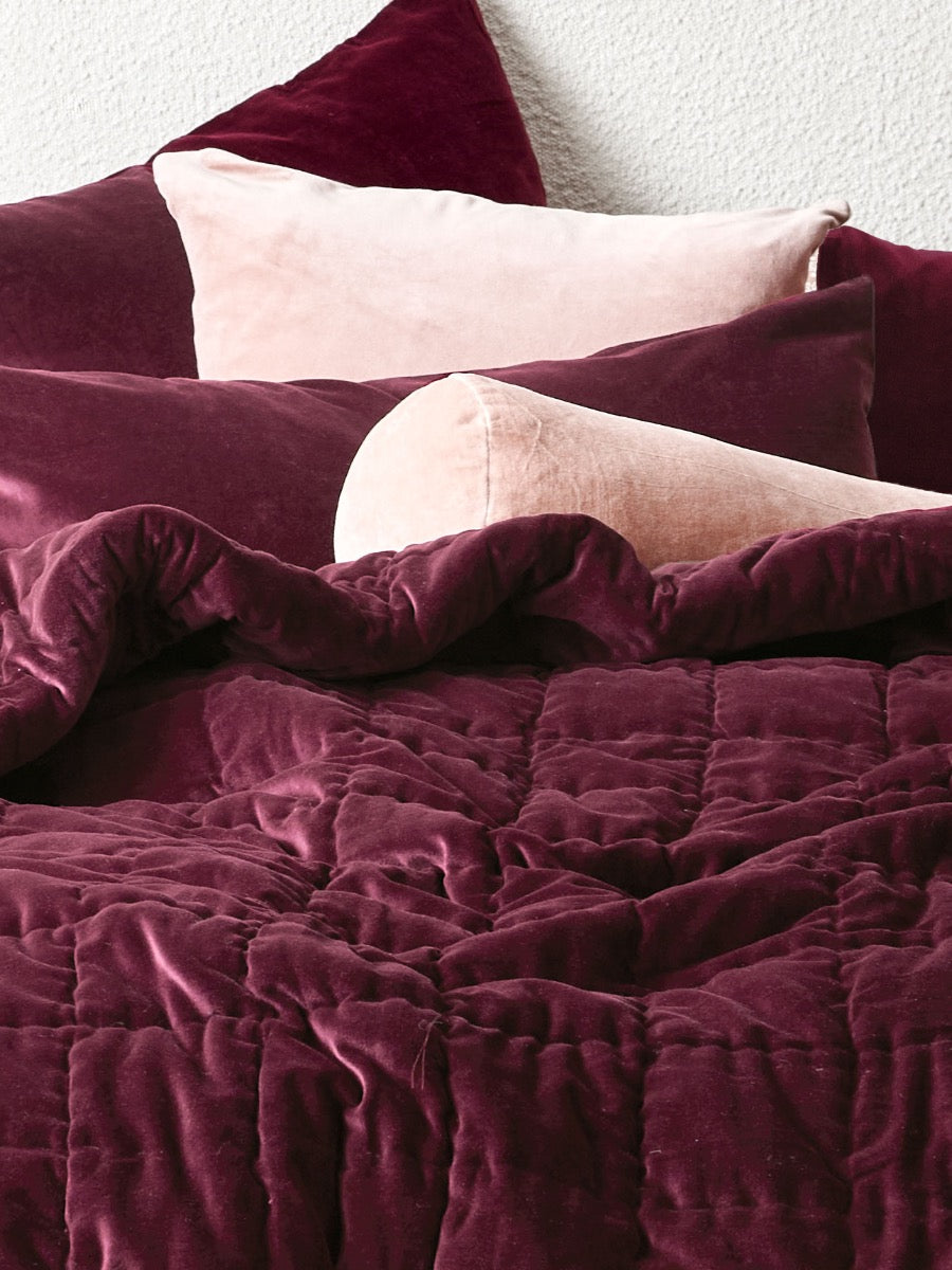 Luxury Velvet European Pillowcase in Mulberry