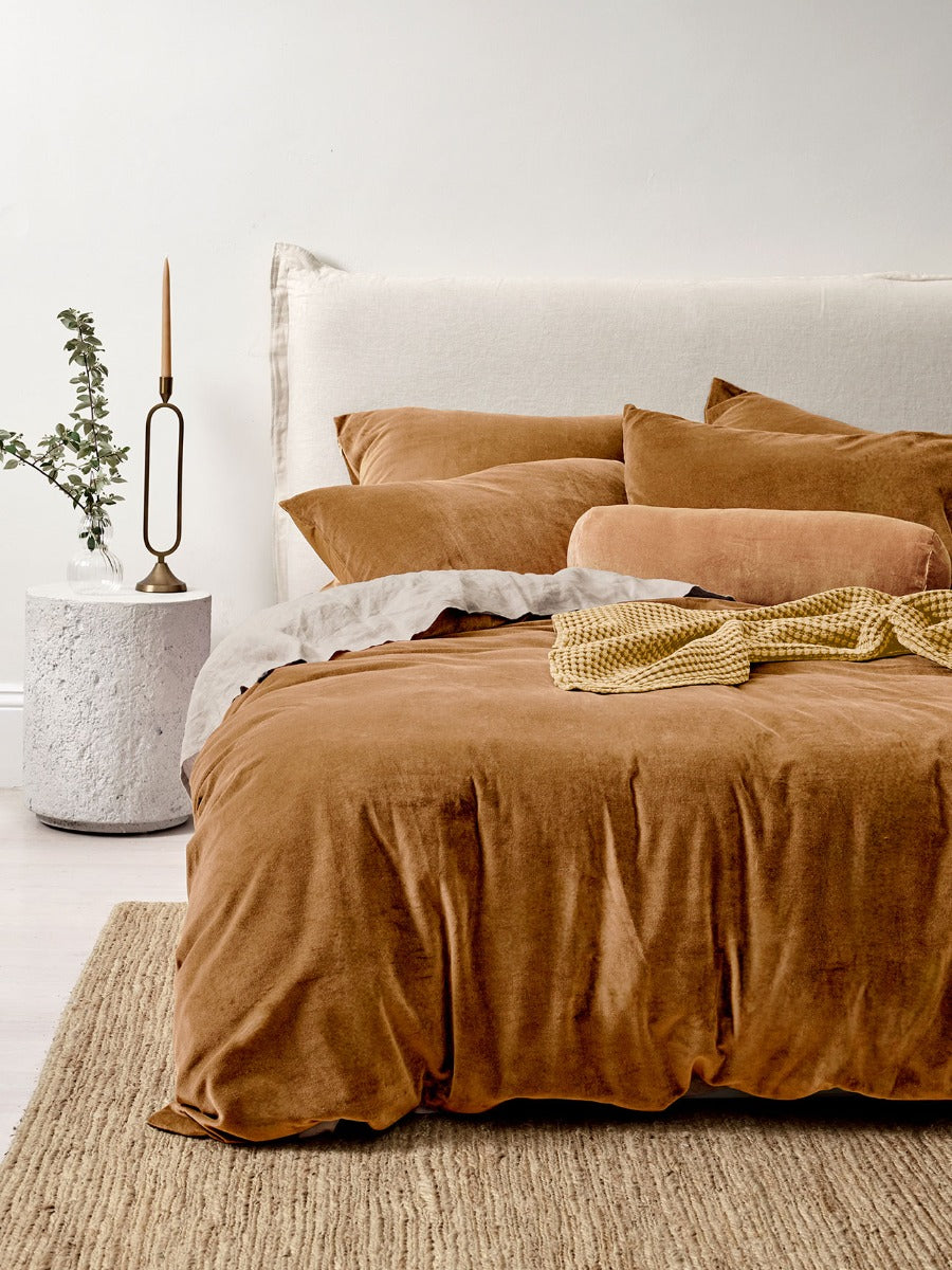 Luxury Velvet Standard Pillowcase in Maple